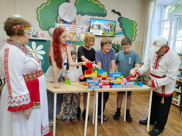 «В поисках семейных ценностей»: этнопутешетвие